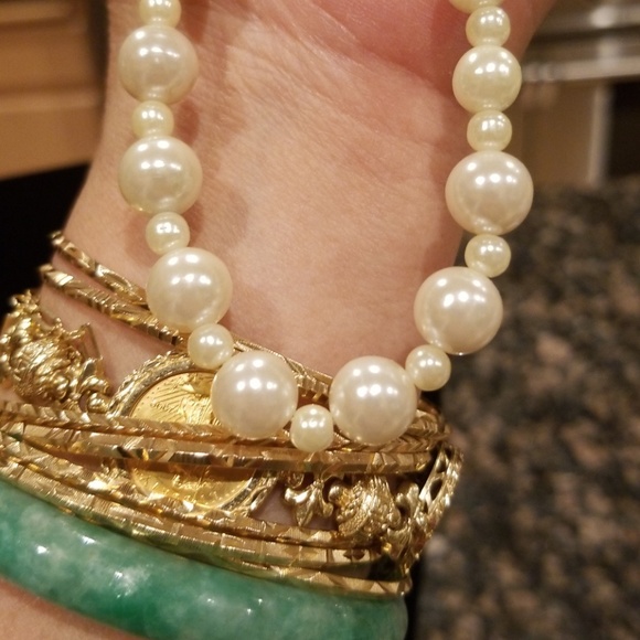 Vintage Pearl Necklace - Picture 4 of 8